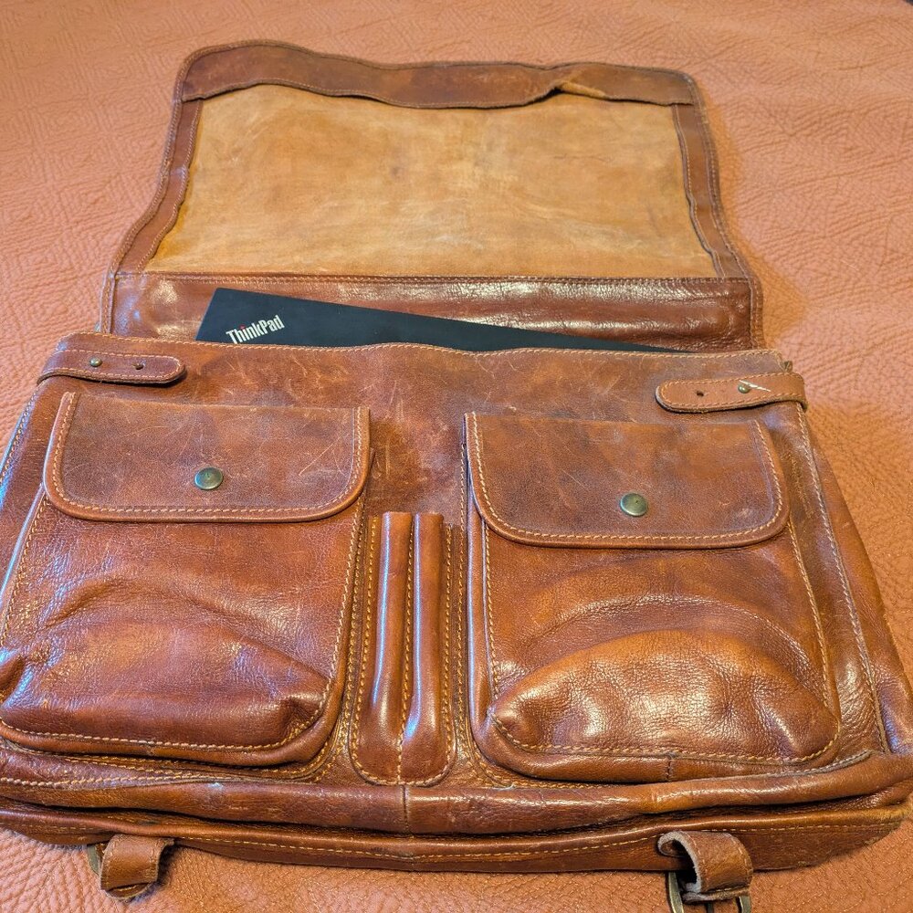 I Medici Leather Messenger Bag